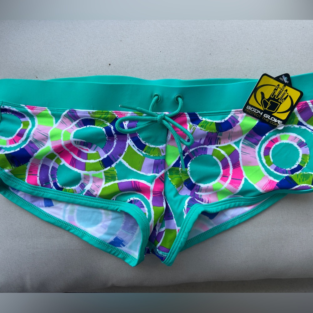 NWT vintage bodyglove board shorts
